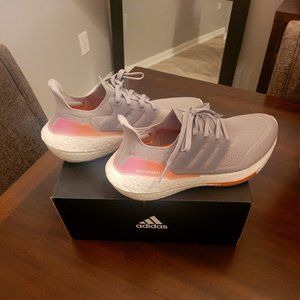 Adidas UltraBoost 21 Women's Running Shoes Size 8